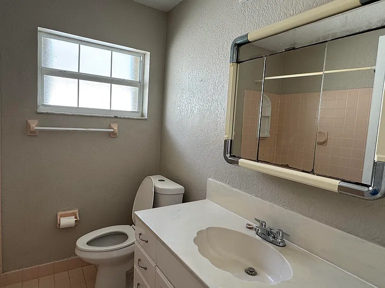 2180 NW 93rd Ave — Photo 11