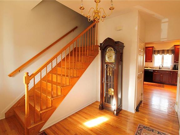 2nd image of 14 Midland Dr