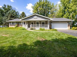 896 Pearl Street Rd, Belvidere, IL 61008