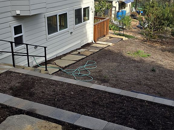 2nd image of 675 Robinson Rd Unit B