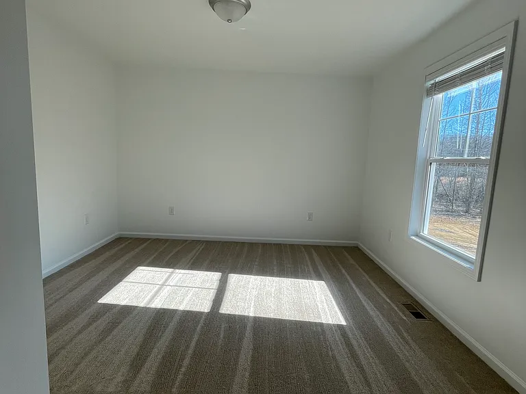 1051 Bratton Br #28 — Photo 7