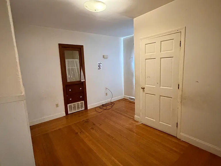 30 Pinckney St #1 — Photo 3