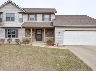 1914 13th Pl, Kenosha, WI 53140