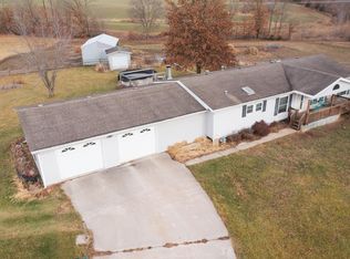 2604 County Road 2560, Higbee, MO 65257