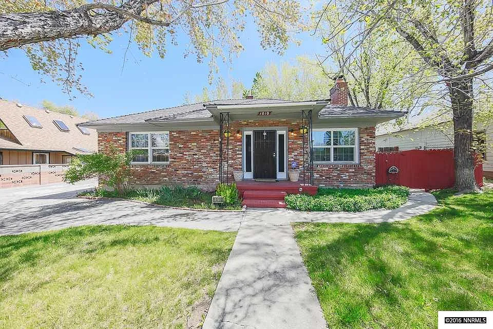 1010 Hunter Lake Dr photo 1