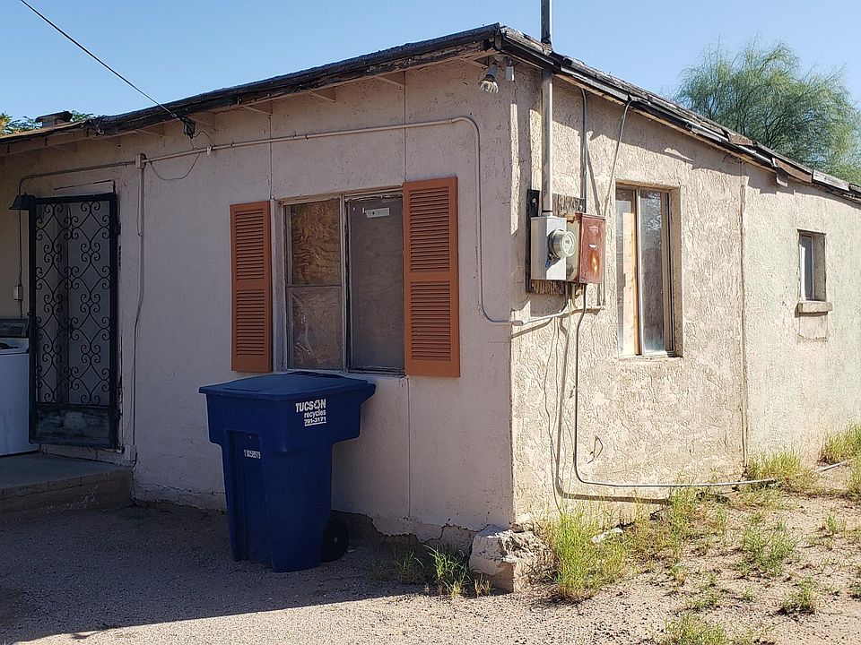 2nd image of 3717 S Clark Ave