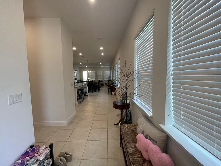 13318 Beebe Aly — Photo 2