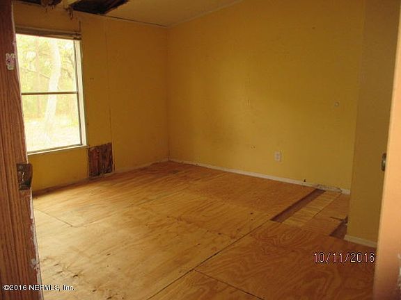 4th image of 419 Plantation Pines Dr