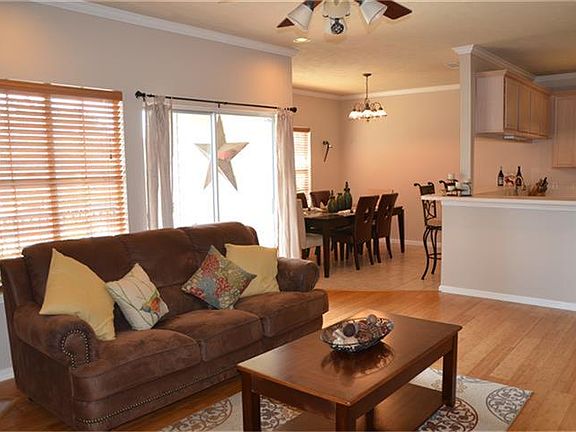 3rd image of 12565 Melville Dr Unit 125