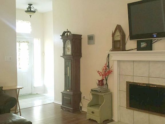 3rd image of 4327 Elliott Oaks Dr
