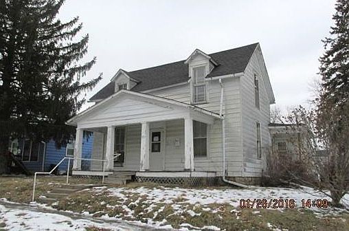 1st image of 515 E Hickory St