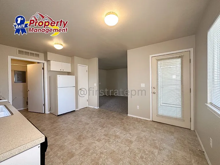 764 W Alden Dr — Photo 4