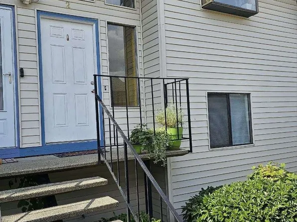 1313 W James Street #2, Kent, WA 98032