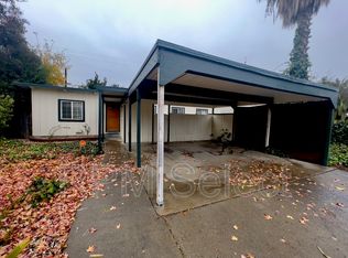2250 Juanita Ln, Sacramento, CA 95825