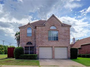 2102 Glen Heights Dr, Garland, TX 75044