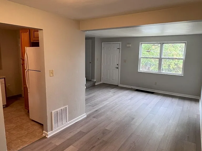 Jameson Townhomes — Photo 43