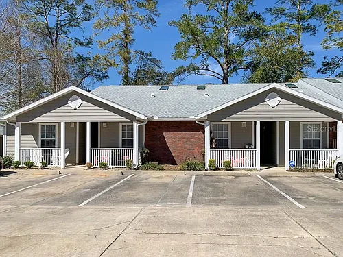 4004 SW 26th Dr #33 Photo 1