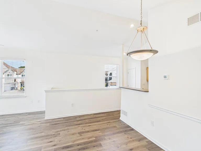 Botanica Cottages Apartment Homes — Photo 42