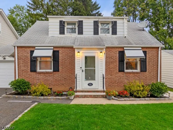 102 Sherwood St, Clifton City, NJ 07013