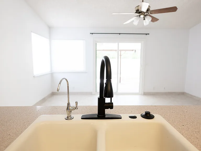 4433 Live Oak Dr — Photo 15