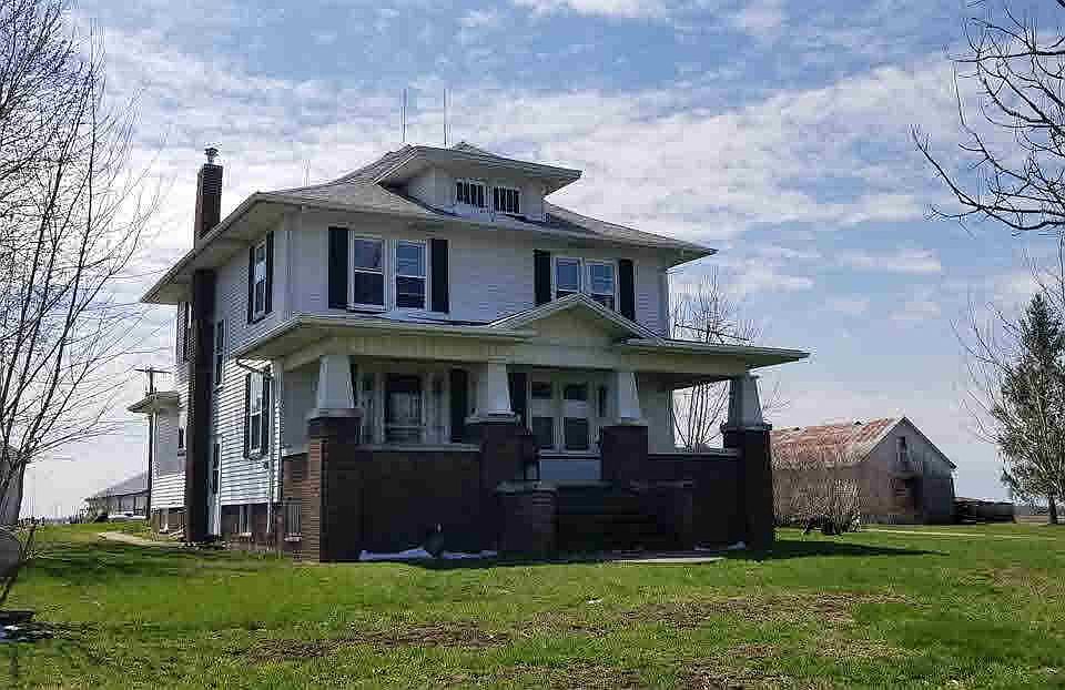 1st image of 19283 N 650th Ave