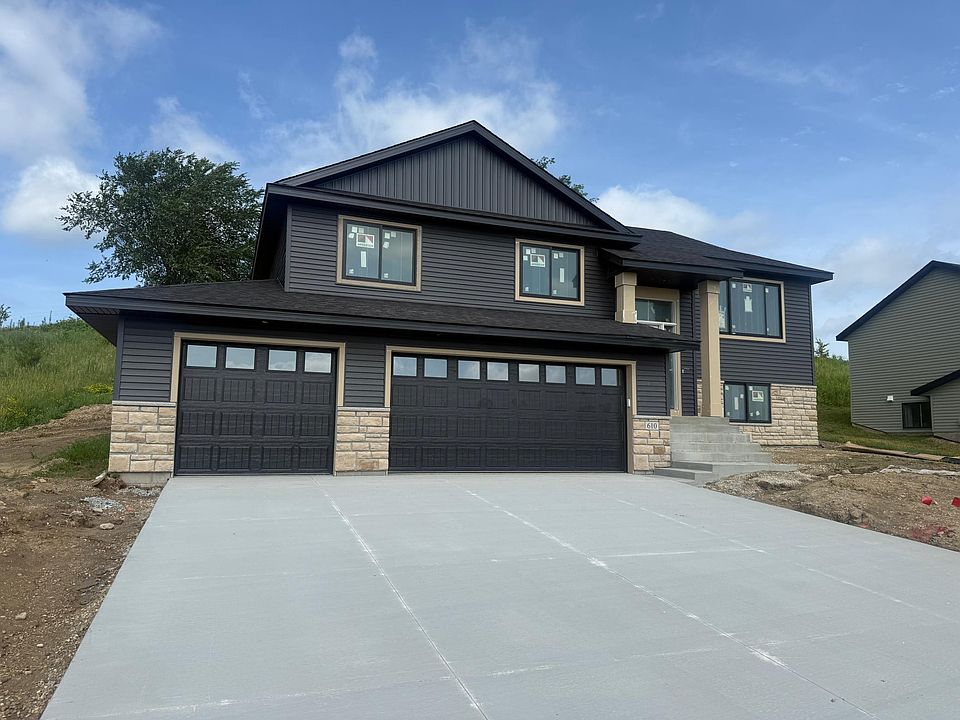 1st image of 610 Mulligan Dr