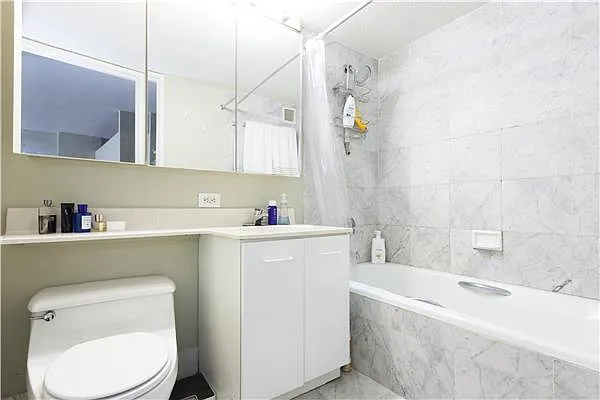 Sold by (Legacy) Elegran | media 3