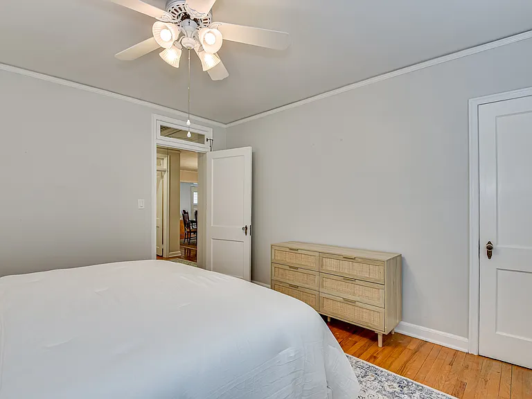 904 Highland Ave — Photo 31
