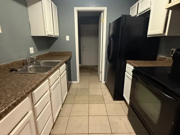 202 Fir Dl, Converse, TX 78109