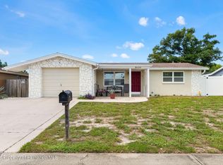 9135 Hermitage Ln, Port Richey, FL 34668