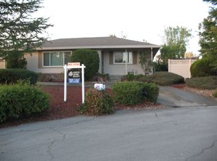 50 Dots Cir, Hollister, CA
