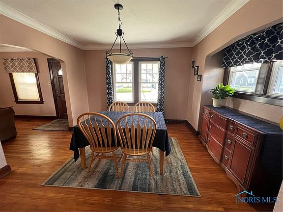 5th image of 1923 Glencairn Ave