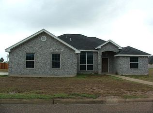 1113 12th St, Mercedes, TX 78570
