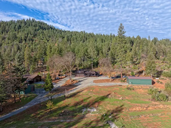 4866 Galice Rd, Merlin, OR 97532