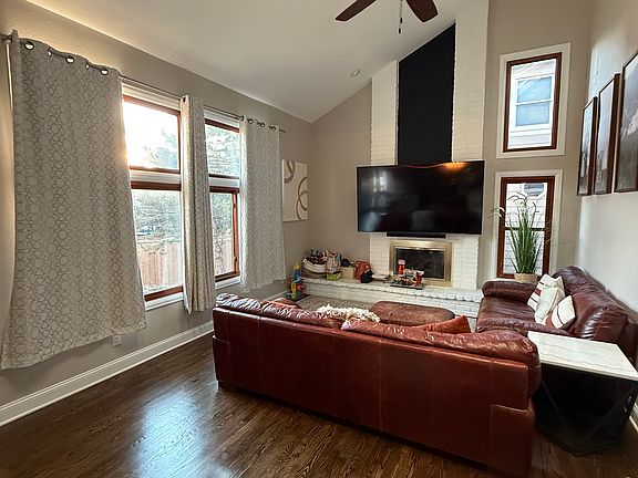 2nd image of 5693 S Pagosa Ct