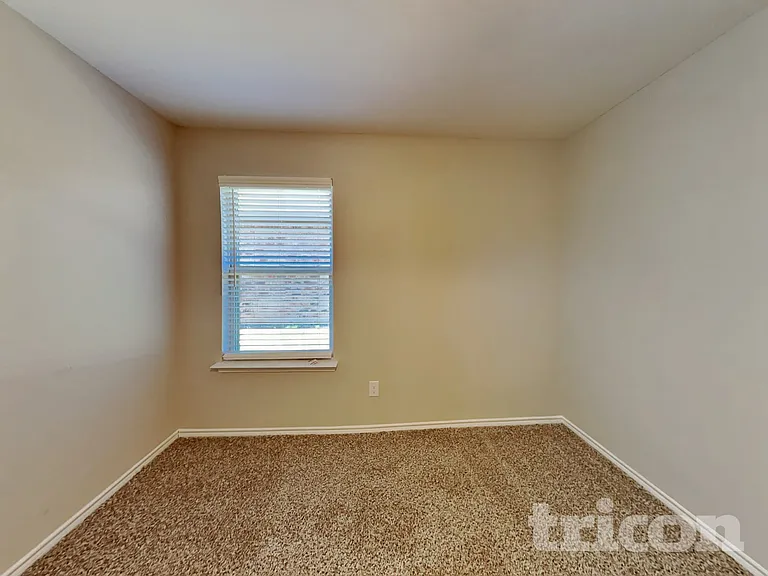 957 Newby Ln — Photo 13