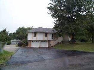 24602 W 86th Ter, Lenexa, KS 66227