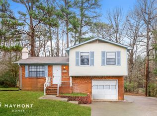 3787 Hilltop Rd SE, Bessemer, AL 35022