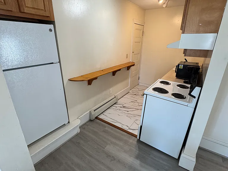 630 Main St #D — Photo 16