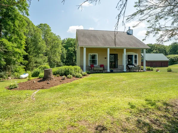 14817 Willey Rd, Waterford, PA 16441