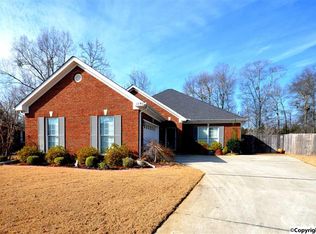 1246 Excalibur Dr SW, Decatur, AL 35603