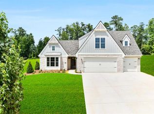 305 Arbor Garden Cir, Newnan, GA 30265