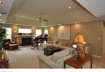 5th image of 1316 Hawaiian Dr
