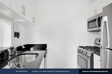 Rented by The Blueground