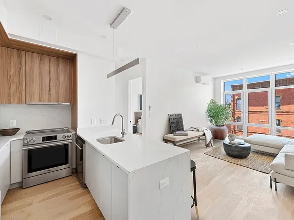 46 Kossuth Pl #4C, Brooklyn, NY 11221