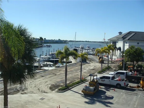 807 River Point DR #201D, NAPLES, FL 34102