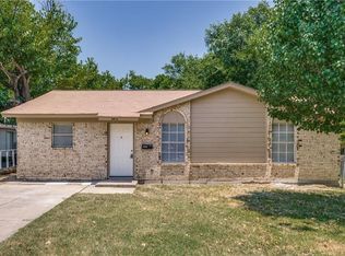 3404 NW 25th St, Fort Worth, TX 76106