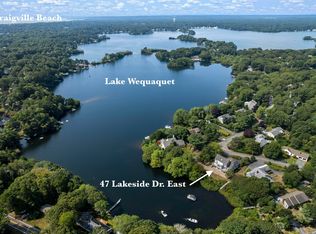 47 Lakeside Dr E, Centerville, MA 02632