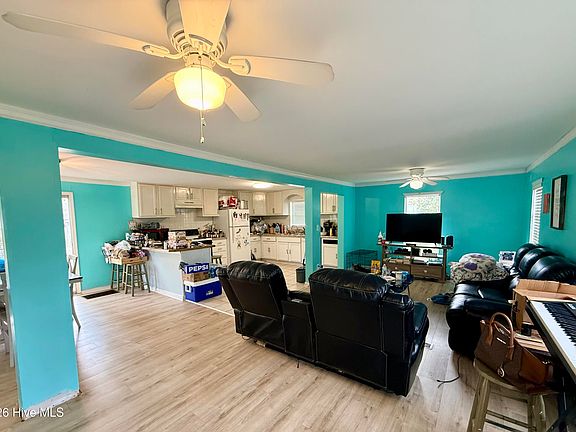 5th image of 4606 Westgate Road