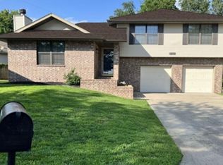 3117 E Jewell St, Springfield, MO 65804